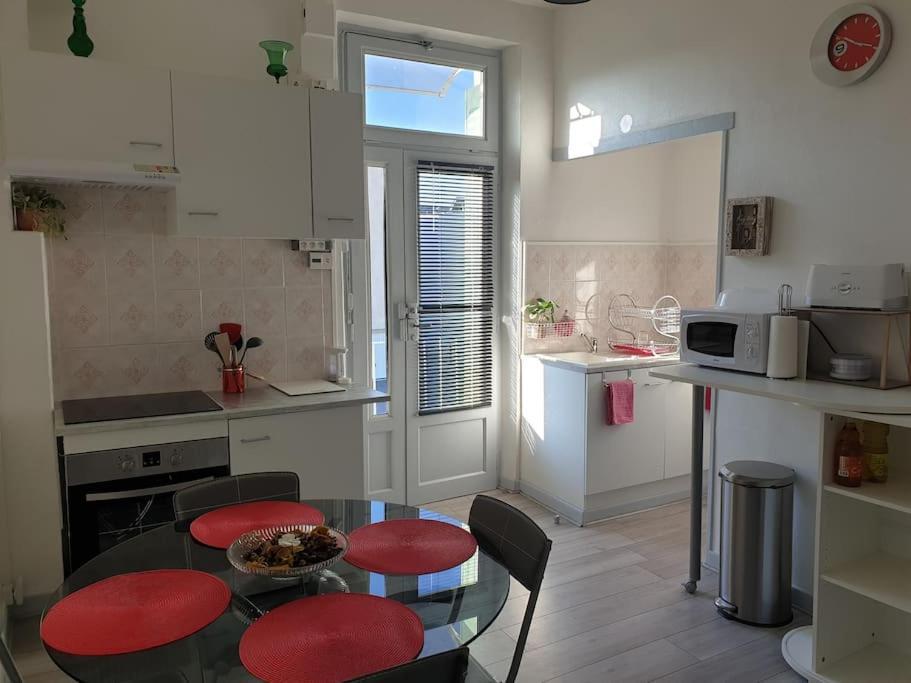 Appartement Duplexe De 1 A 4 Chambres Privees Dans Maison Le Teil Exteriér fotografie